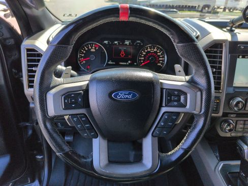 Used 2018 Ford F150 Raptor w/ Equipment Group 802A Luxury AWD/4WD image 17