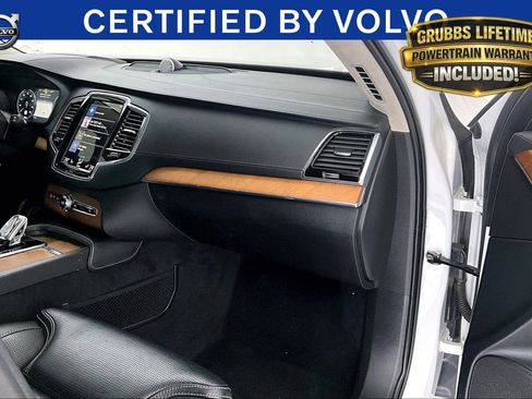 Used 2023 Volvo XC90 B6 Plus AWD/4WD image 21