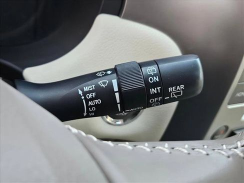 Used 2016 Lexus GX 460 w/ Premium Package image 12