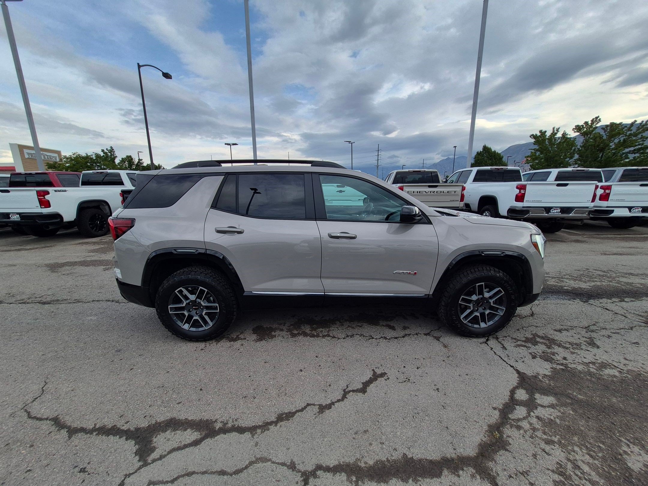 Used 2026 GMC Terrain AT4 AWD/4WD image 2