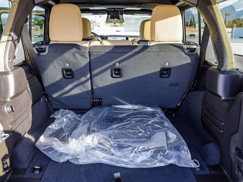 New 2026 Jeep Wrangler Unlimited Sport image 29