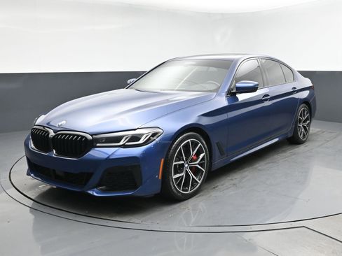 Used 2023 BMW 530i xDrive w/ M Sport Package AWD/4WD image 1