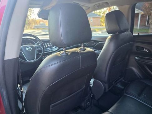 Used 2019 Buick Encore Essence w/ Experience Buick Package image 17