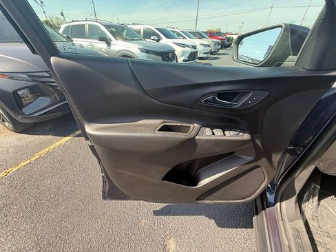 Used 2019 Chevrolet Equinox LT AWD/4WD image 11