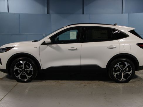 New 2026 Ford Escape ST-Line Select image 26