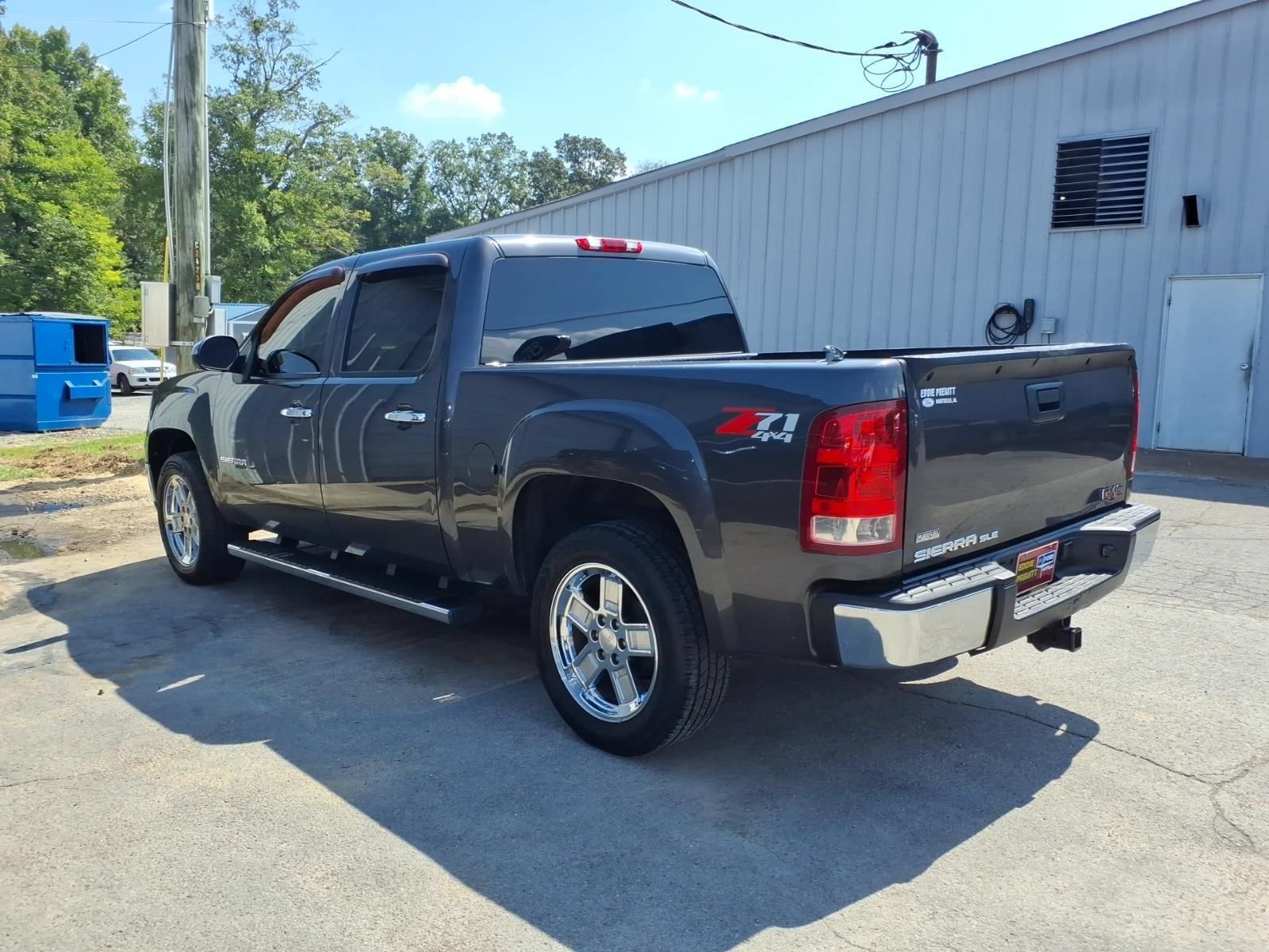 Used 2011 GMC Sierra 1500 SLE w/ Power Tech Package AWD/4WD image 2