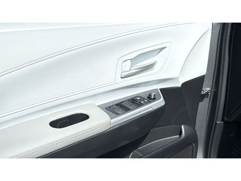 New 2026 Toyota Sienna XLE FWD image 49