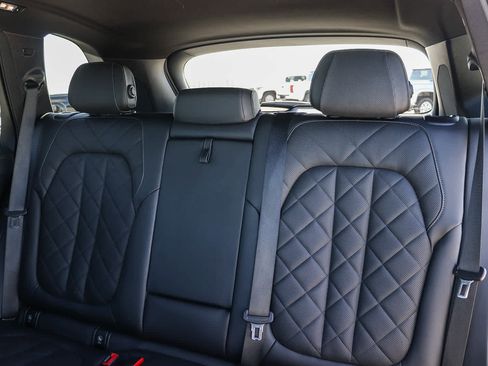 Used 2023 BMW X5 xDrive40i w/ Luxury Seating Package image 25