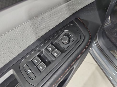 New 2026 Volkswagen Atlas Peak Edition AWD/4WD image 11