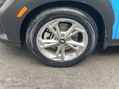 Used 2023 Hyundai Kona SEL image 11