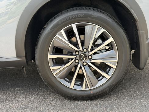 New 2027 INFINITI QX60 Luxe w/ Cargo Package FWD image 11