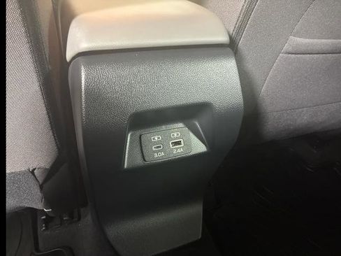 Certified 2025 Subaru Crosstrek 2.0i Premium image 22