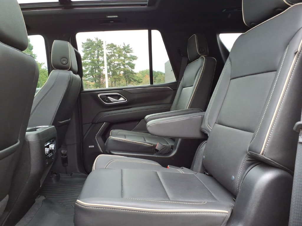 Used 2022 GMC Yukon SLT AWD/4WD image 15