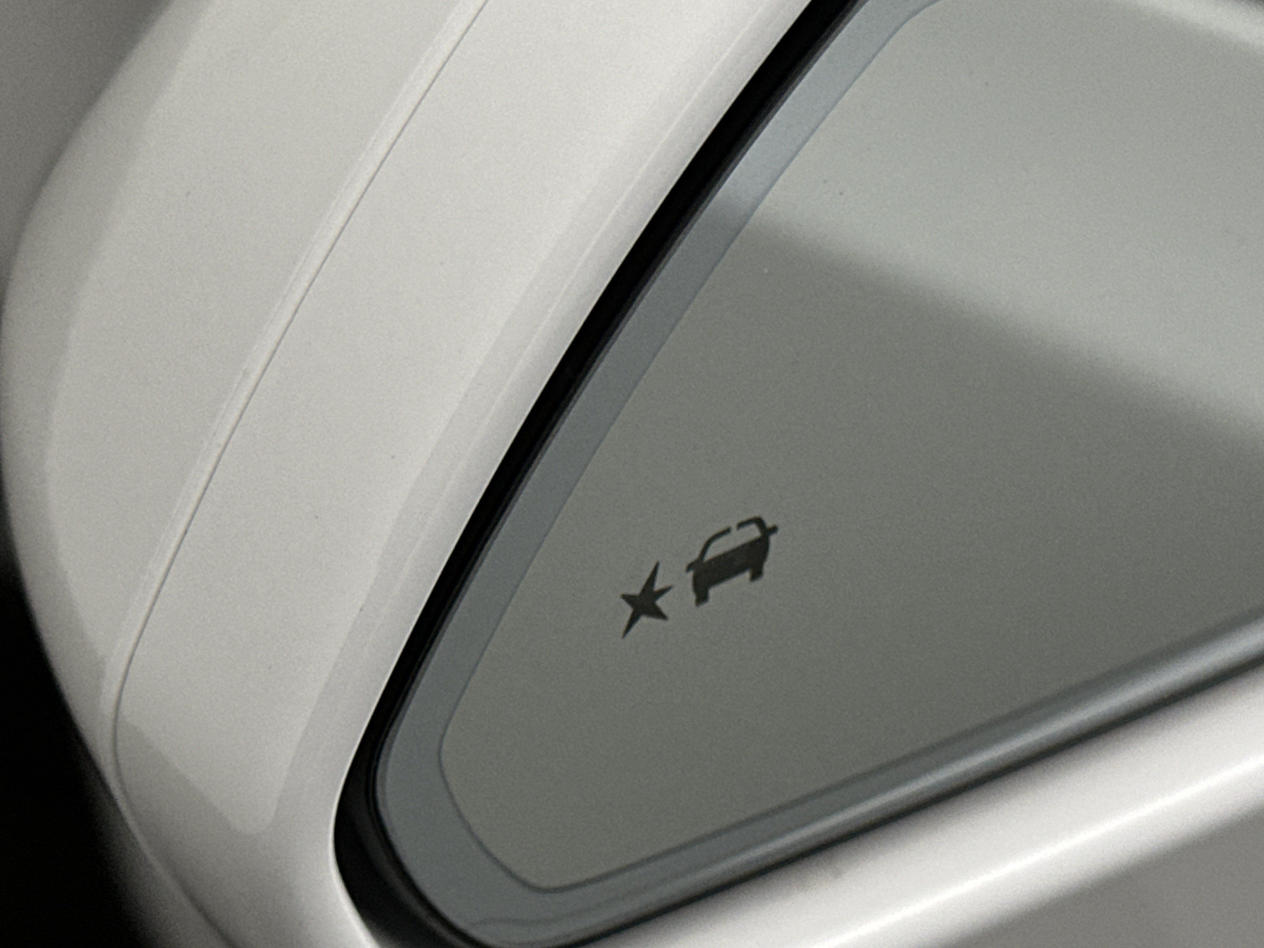 Used 2024 Chevrolet Camaro ZL1 RWD image 5
