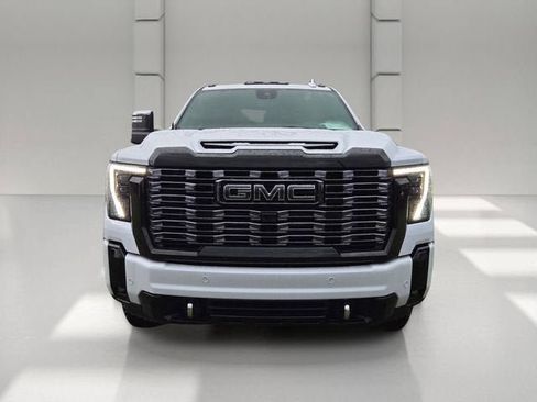 New 2026 GMC Sierra 2500 Denali Ultimate AWD/4WD image 8