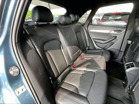 Used 2018 Audi Q3 2.0T Premium w/ Convenience Package FWD image 21