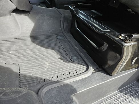 Used 2019 Ford Transit 150 XLT image 15