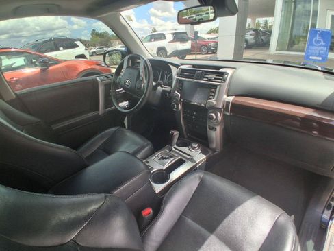 Used 2020 Toyota 4Runner Limited AWD/4WD image 25