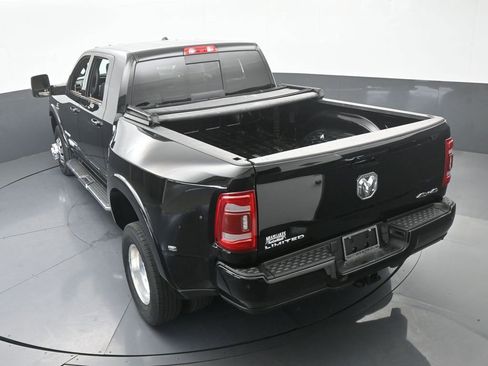 Used 2023 RAM 3500 Limited image 13
