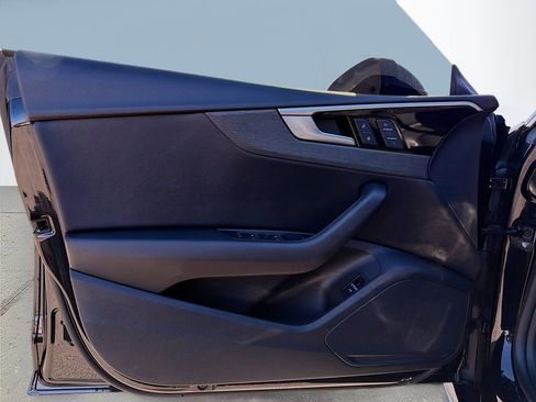 Used 2022 Audi A5 2.0T Premium image 25