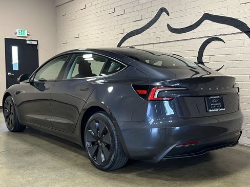 Used 2025 Tesla Model 3 Long Range RWD image 7