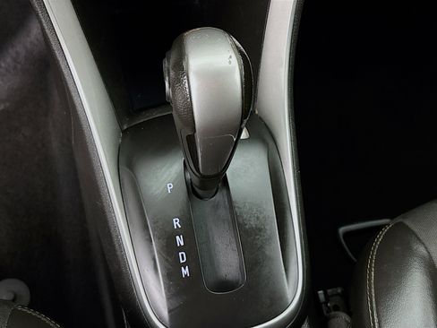 Used 2021 Chevrolet Trax LT w/ Redline Edition image 19