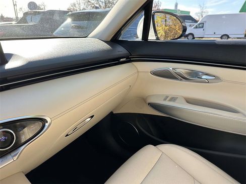 Certified 2022 Genesis GV70 2.5T w/ Select Package image 21