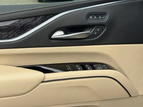 Certified 2021 Cadillac Escalade Premium Luxury w/ Driver Assist Tech Package AWD/4WD image 11