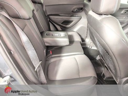 Used 2016 Chevrolet Trax LT w/ LT Sun and Sound Package image 35