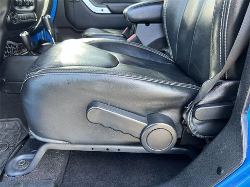 Used 2014 Jeep Wrangler Polar Edition image 12