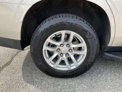 Used 2022 Chevrolet Tahoe LT w/ Luxury Package image 26