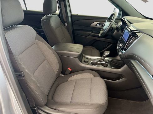 Used 2023 Chevrolet Traverse LT FWD image 30