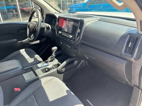 Used 2025 Nissan Frontier S RWD image 12