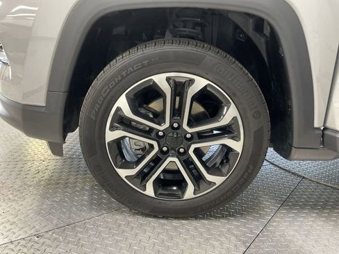 Used 2022 Jeep Compass Limited w/ Sun and Sound Group image 10