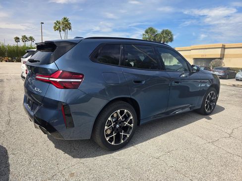 New 2026 BMW X3 xDrive30i w/ M Sport Package AWD/4WD image 2