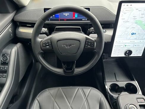 Certified 2023 Ford Mustang Mach-E Select image 11