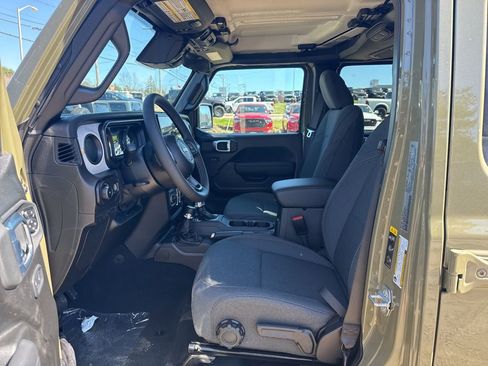 New 2026 Jeep Wrangler Unlimited Sport AWD/4WD image 17