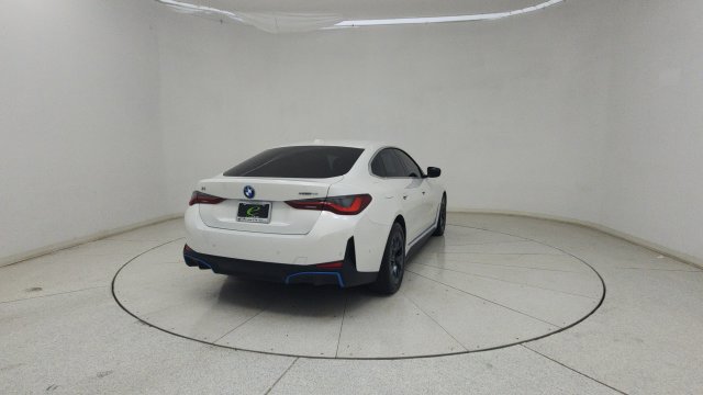 Used 2024 BMW i4 eDrive40 RWD image 10