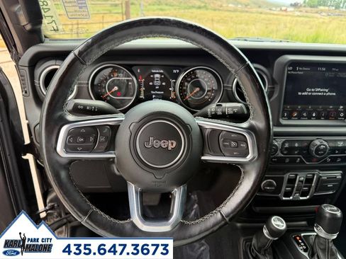 Used 2020 Jeep Wrangler Unlimited Sahara AWD/4WD image 17