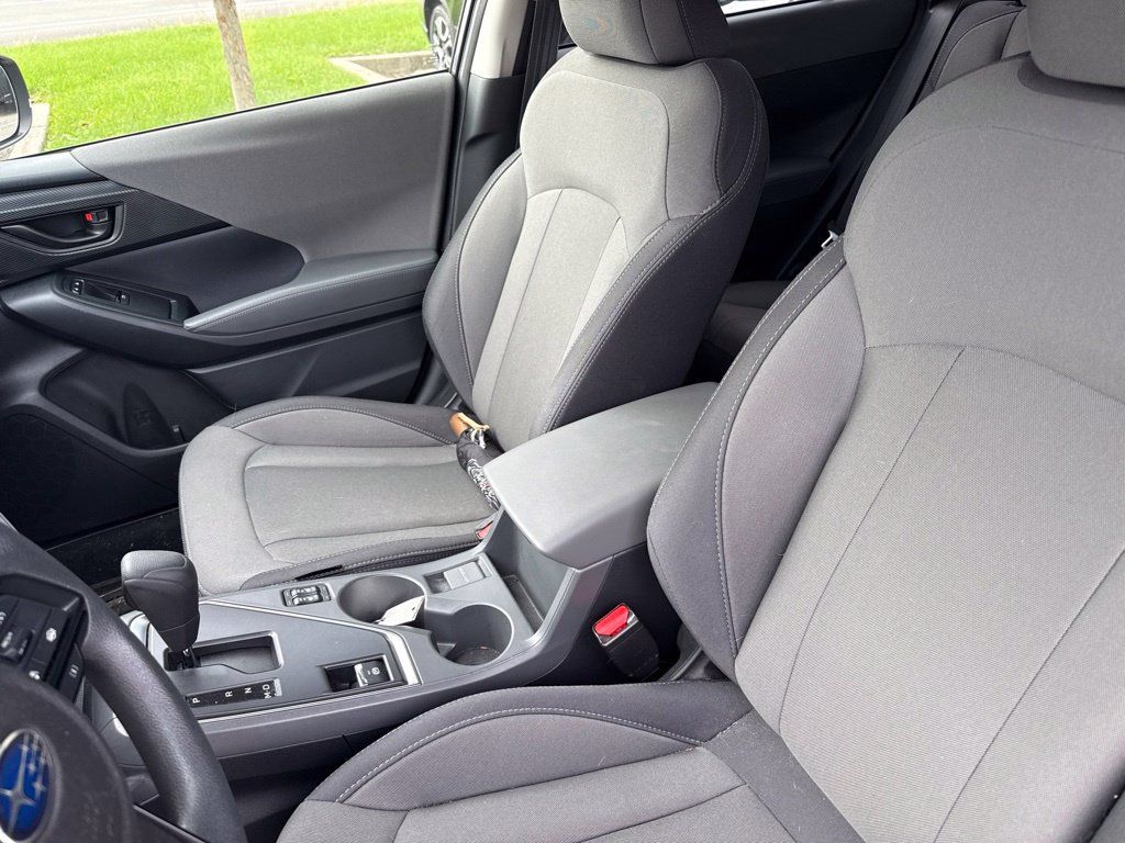 Used 2025 Subaru Crosstrek 2.5i Premium AWD/4WD image 16