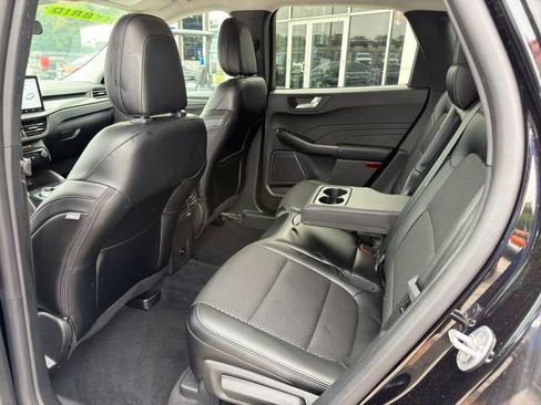 Used 2024 Ford Escape SE FWD image 15