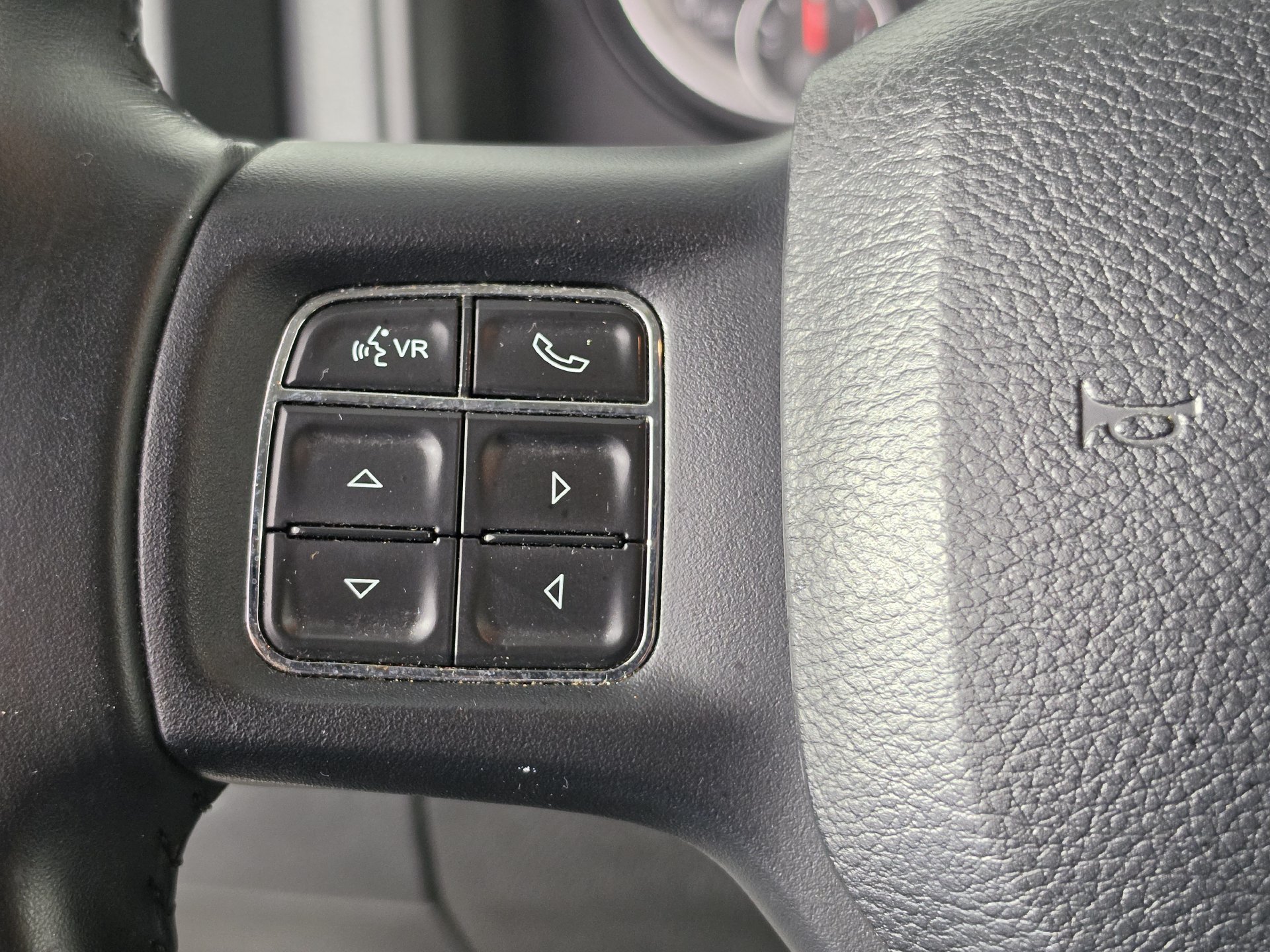 Used 2018 RAM 2500 Big Horn AWD/4WD image 11