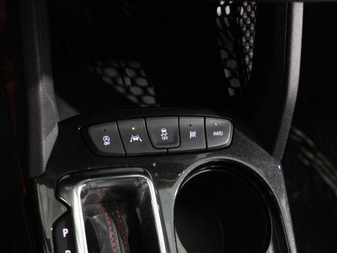 Used 2023 Chevrolet TrailBlazer RS w/ Convenience Package image 16