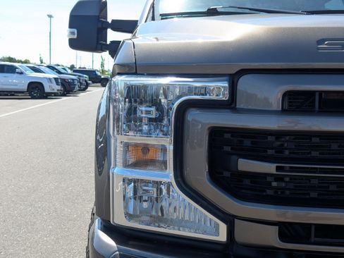 Used 2022 Ford F250 Lariat w/ Lariat Ultimate Package AWD/4WD image 43