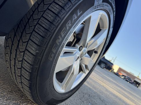 Used 2018 Audi Q5 2.0T Premium image 26