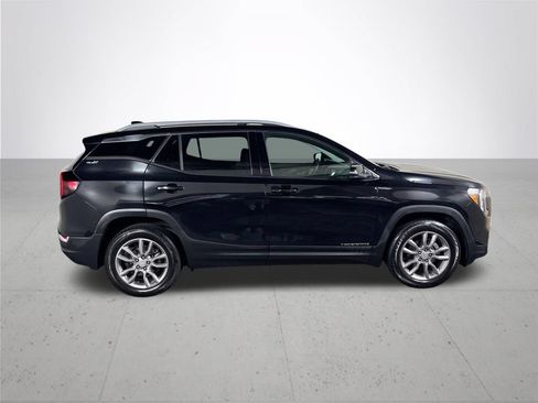 Used 2024 GMC Terrain SLT AWD/4WD image 5