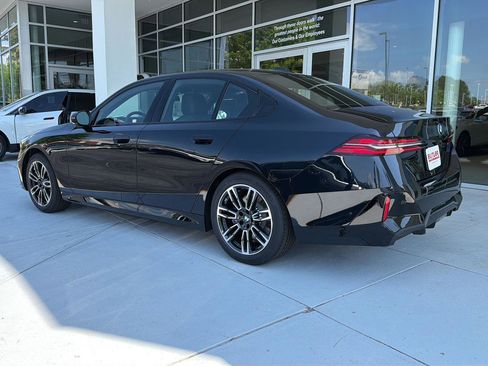 New 2026 BMW 530i w/ M Sport Package RWD image 3