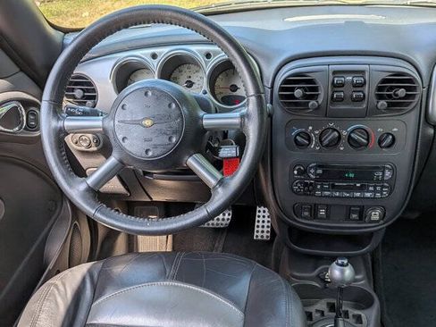 Used 2005 Chrysler PT Cruiser GT FWD image 23