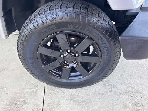 Used 2017 Jeep Wrangler Unlimited Sahara w/ Max Tow Package AWD/4WD image 35