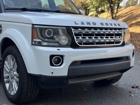 Used 2016 Land Rover LR4 HSE LUX image 9